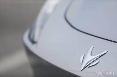 老將張國富接棒極狐法人，電器輔件銷售經(jīng)驗(yàn)?zāi)芊駷槠放茮_高“撐腰”？